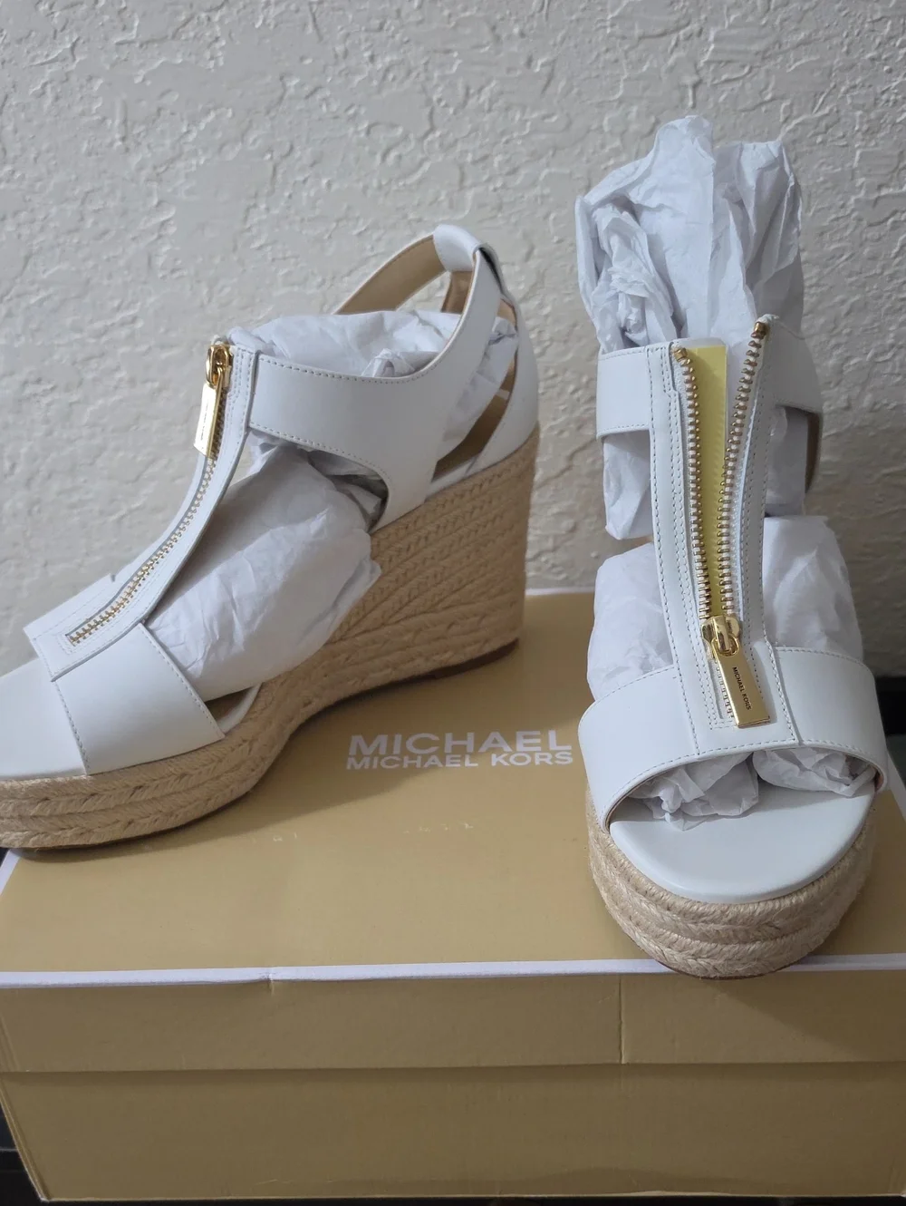 MICHAEL Michael Kors White Leather Espadrille Wedge Sandals with Gold Zipper